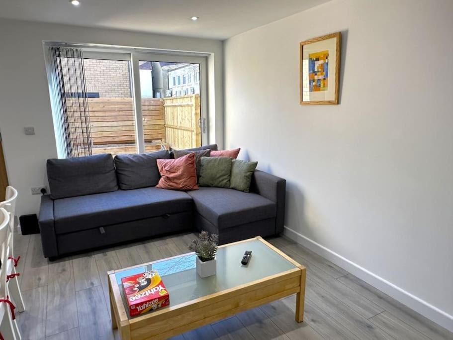 Charming New 2Br Detached House-Central Headington- Wi-Fi, Netflix, Top Location Oxford Exterior foto