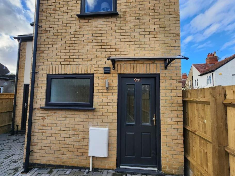 Charming New 2Br Detached House-Central Headington- Wi-Fi, Netflix, Top Location Oxford Exterior foto